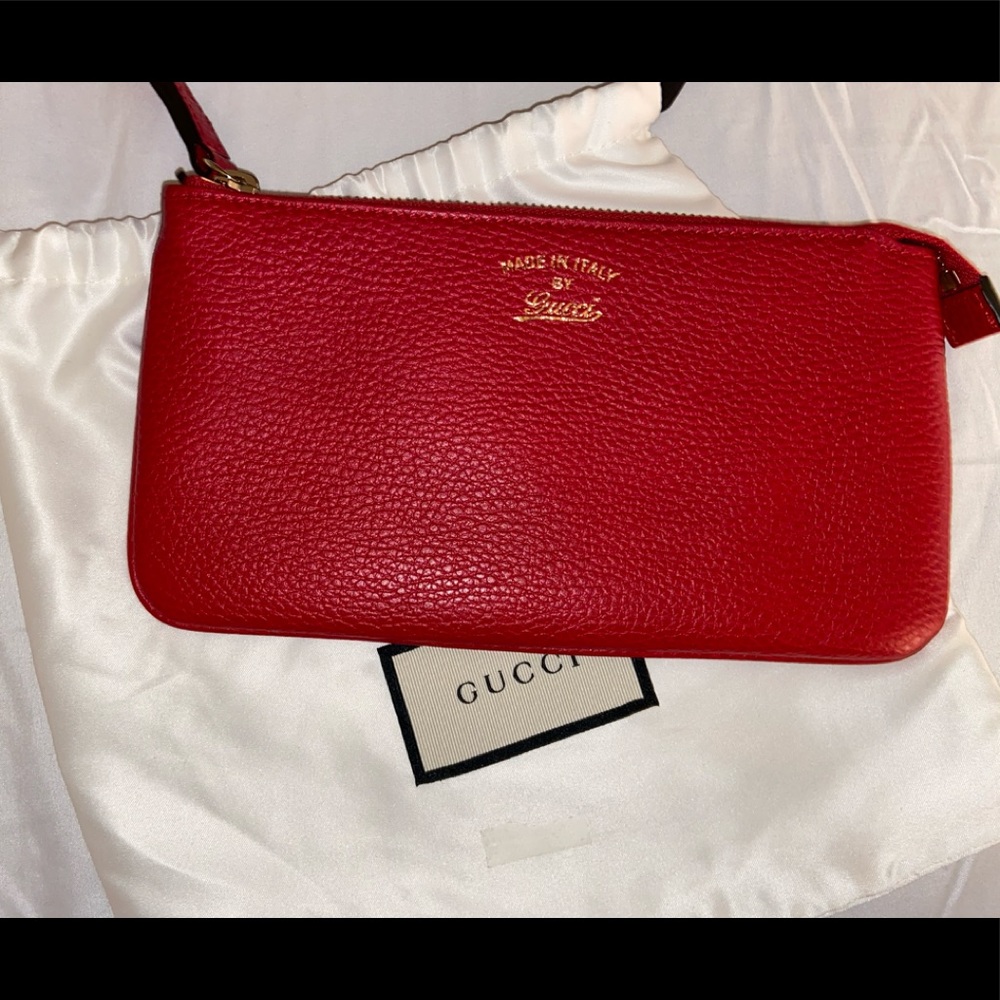Gucci- Made in Italy- Wrist Purse